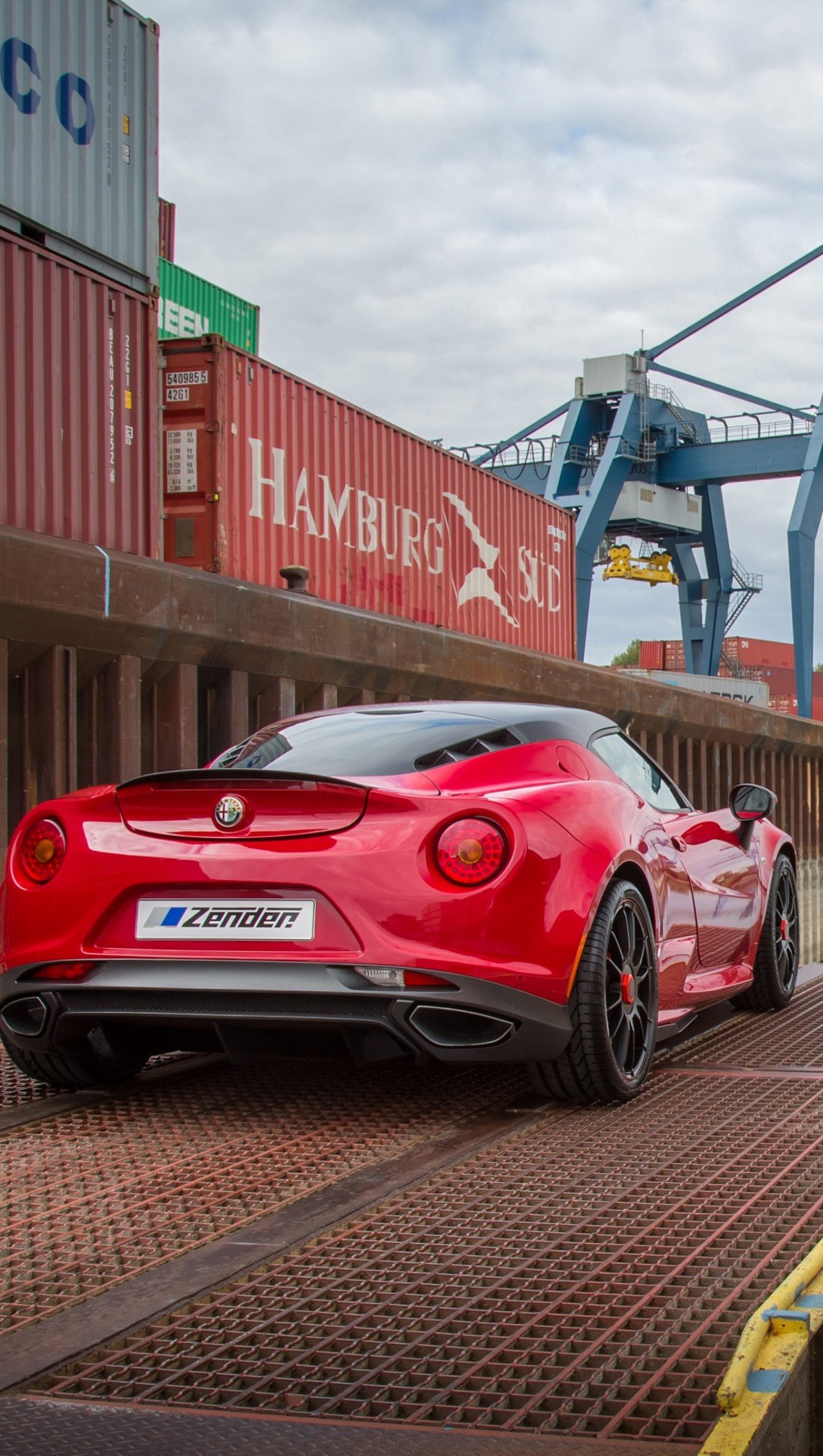 Alfa Romeo 4C Zender rojo