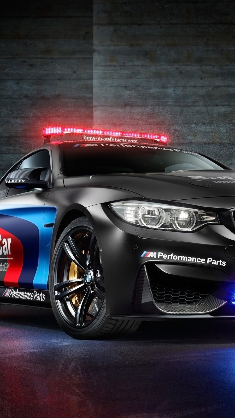 BMW M4 motoGP safety car