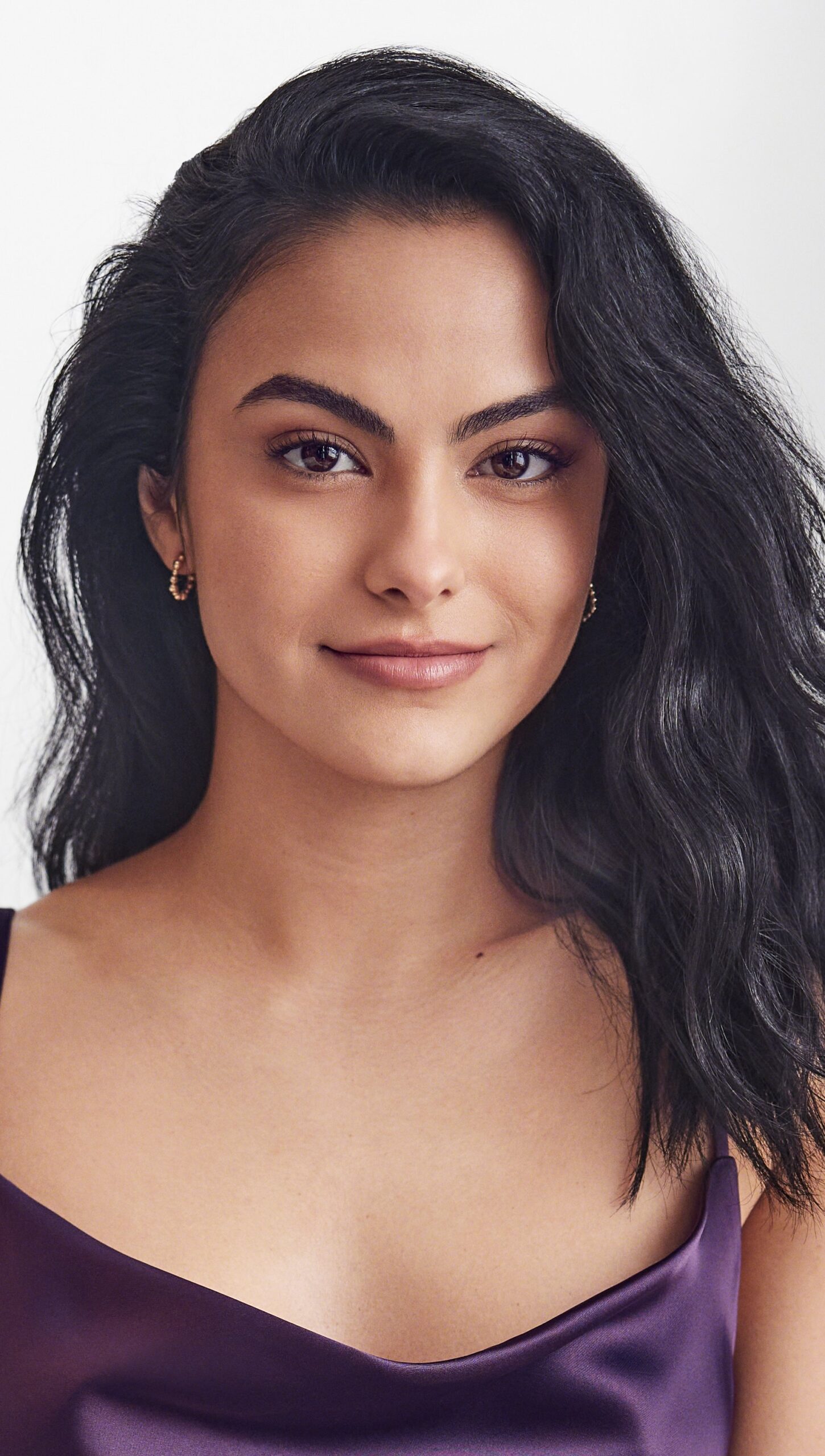 Camila Mendes para Health Magazine