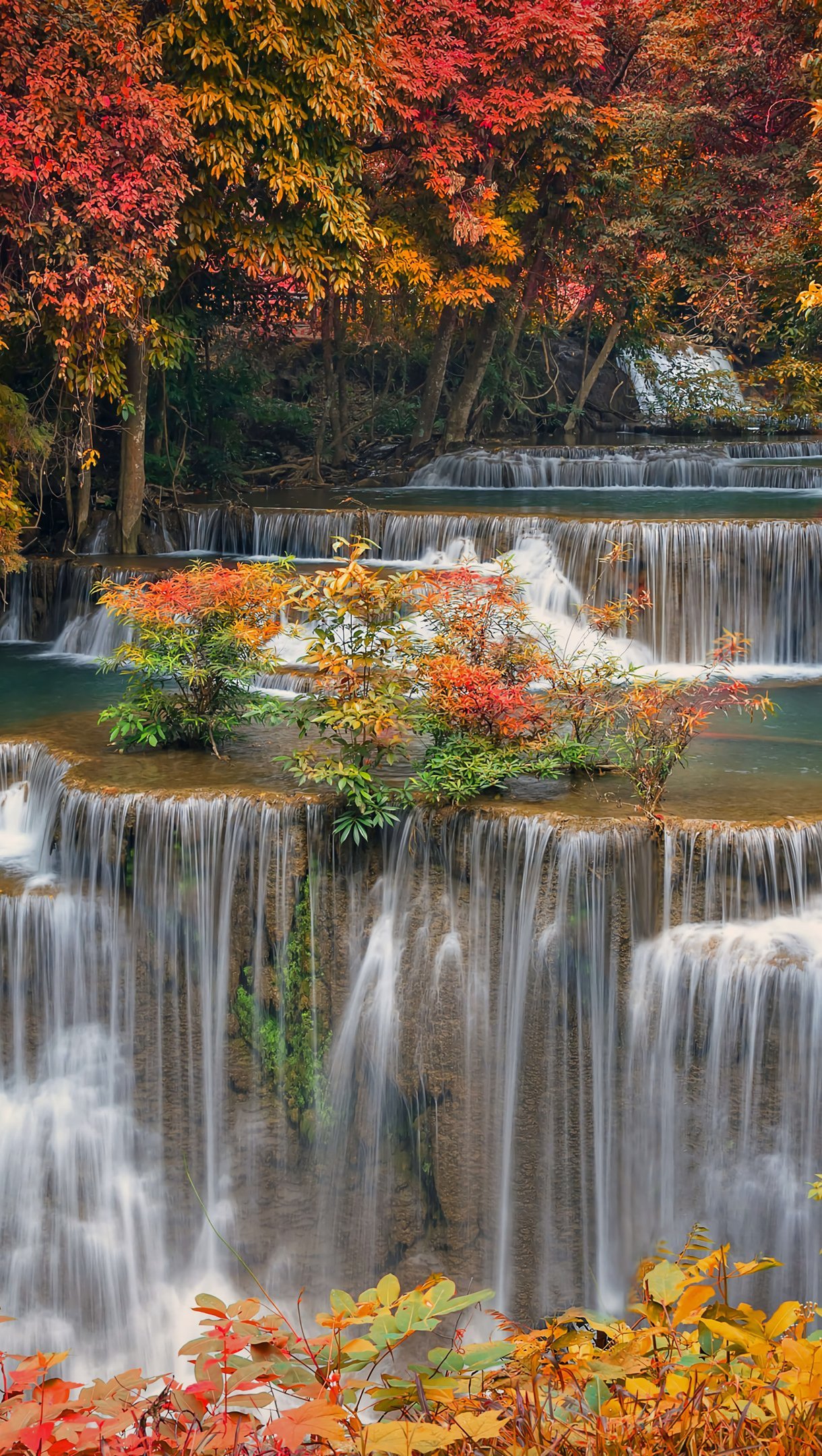 Cascada en otoño