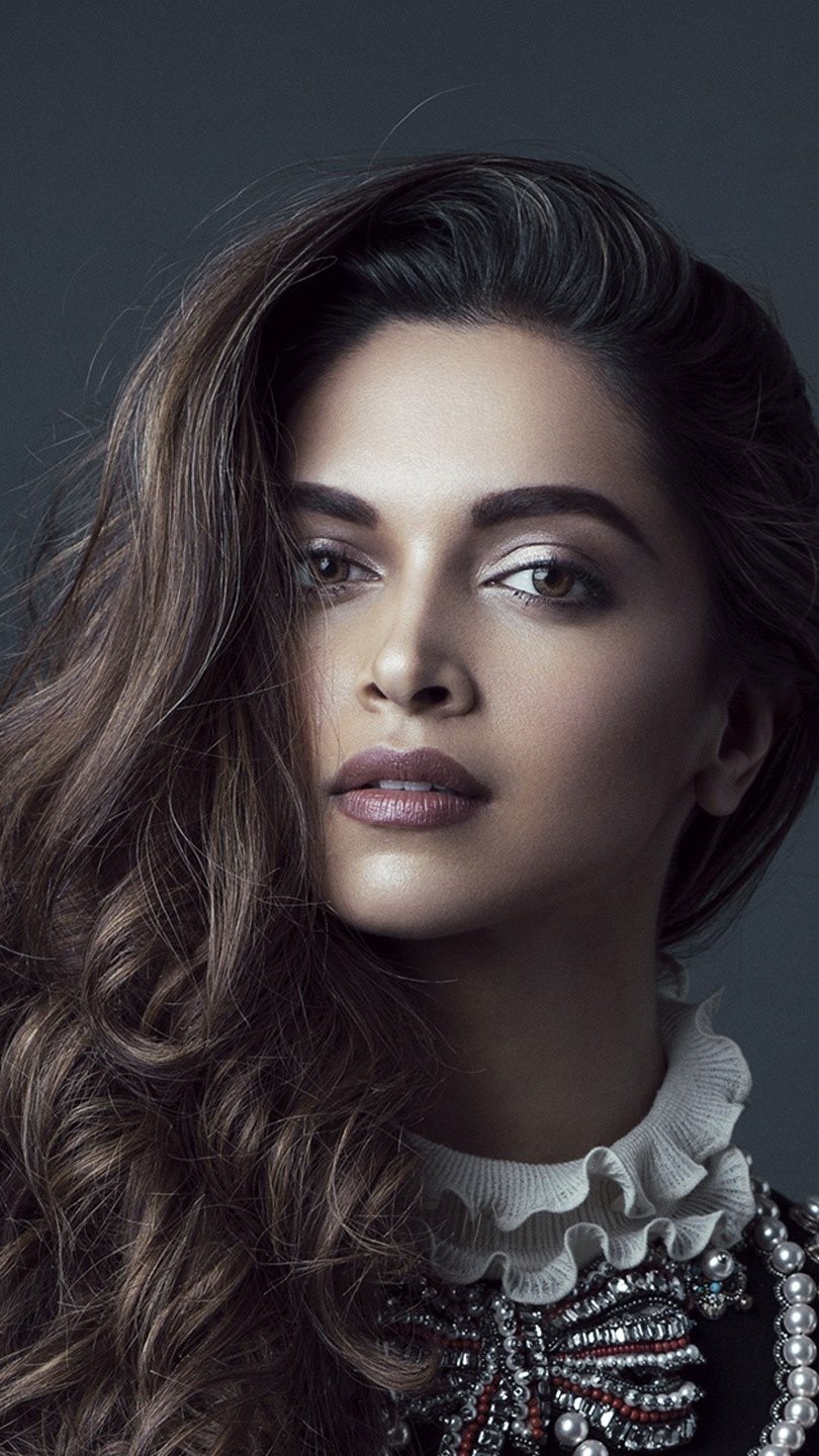 Deepika Padukone en revista Paper