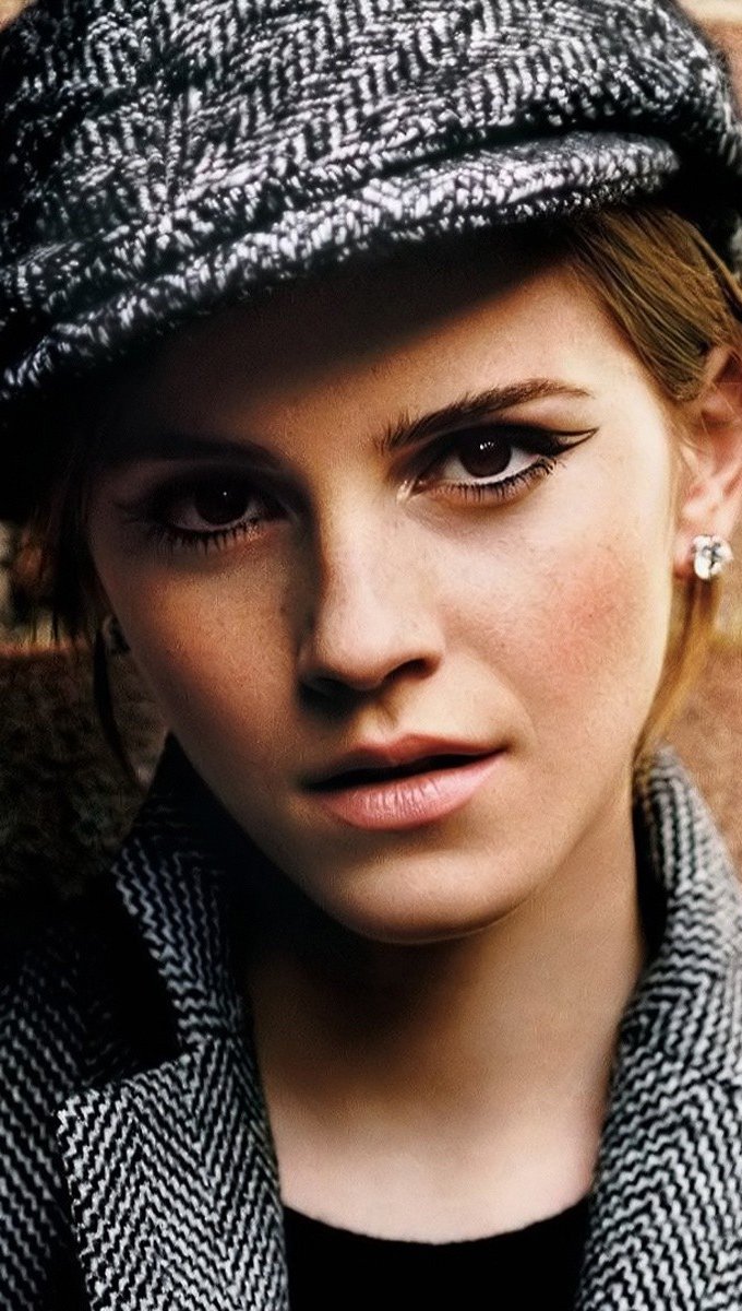 Emma Watson con una gorra