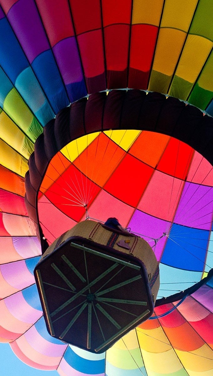 Globo aerostático colorido