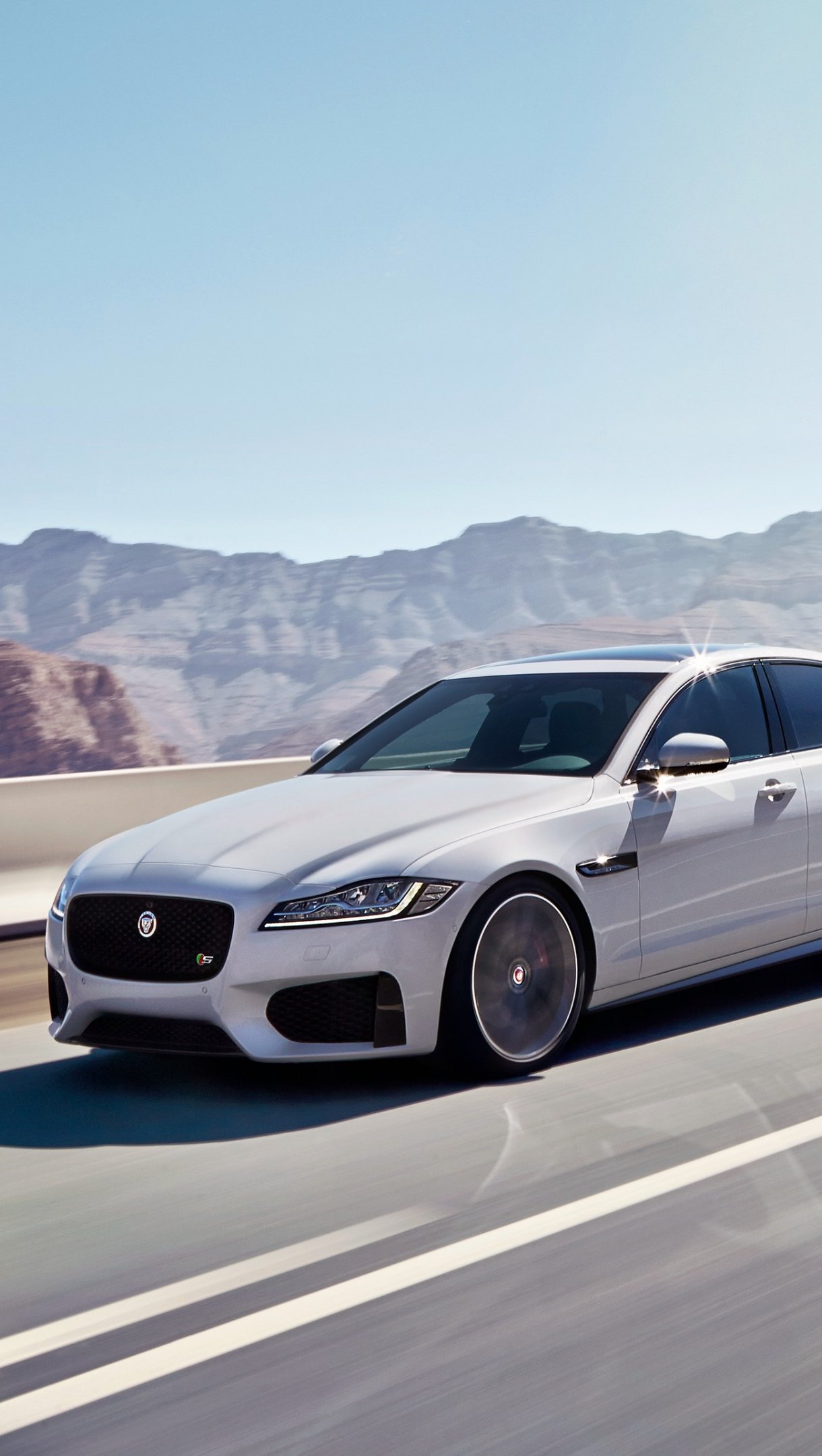 Jaguar XF S AWD gris