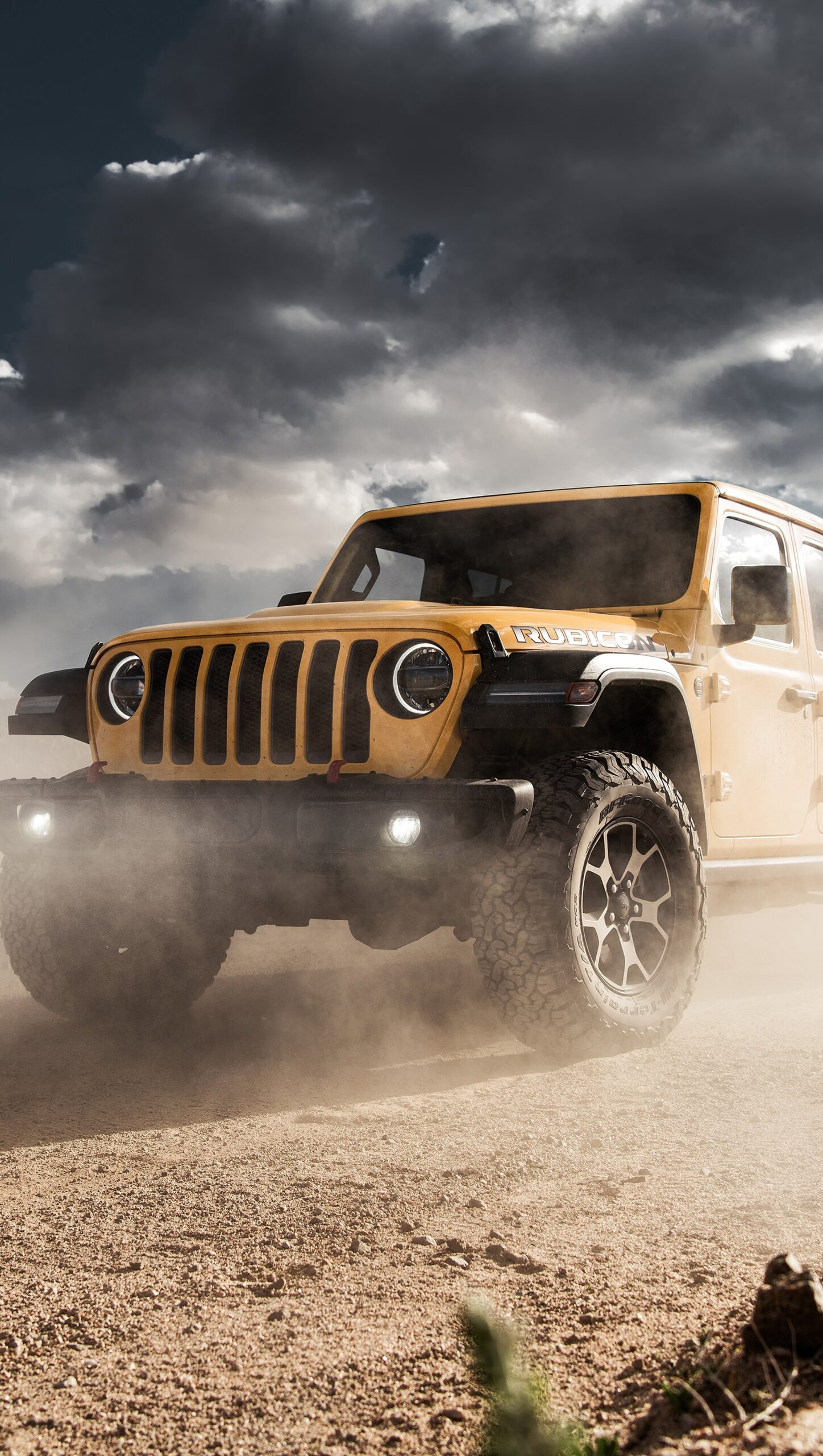 Jeep Wrangler Rubicon amarilla