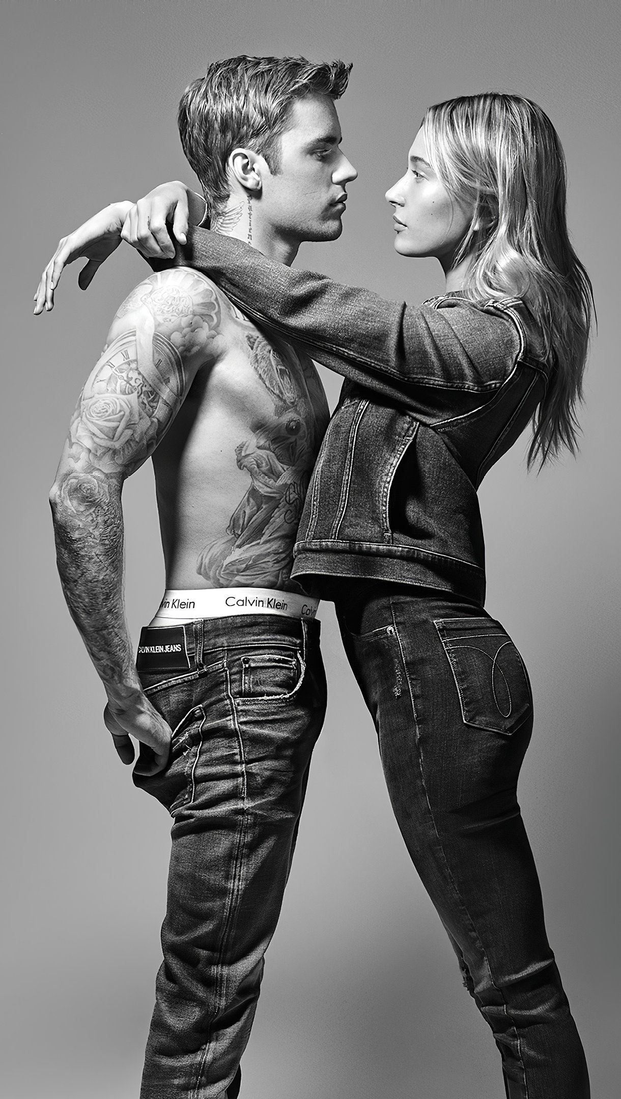 Justin Bieber y Hailey Bieber para Calvin Klein