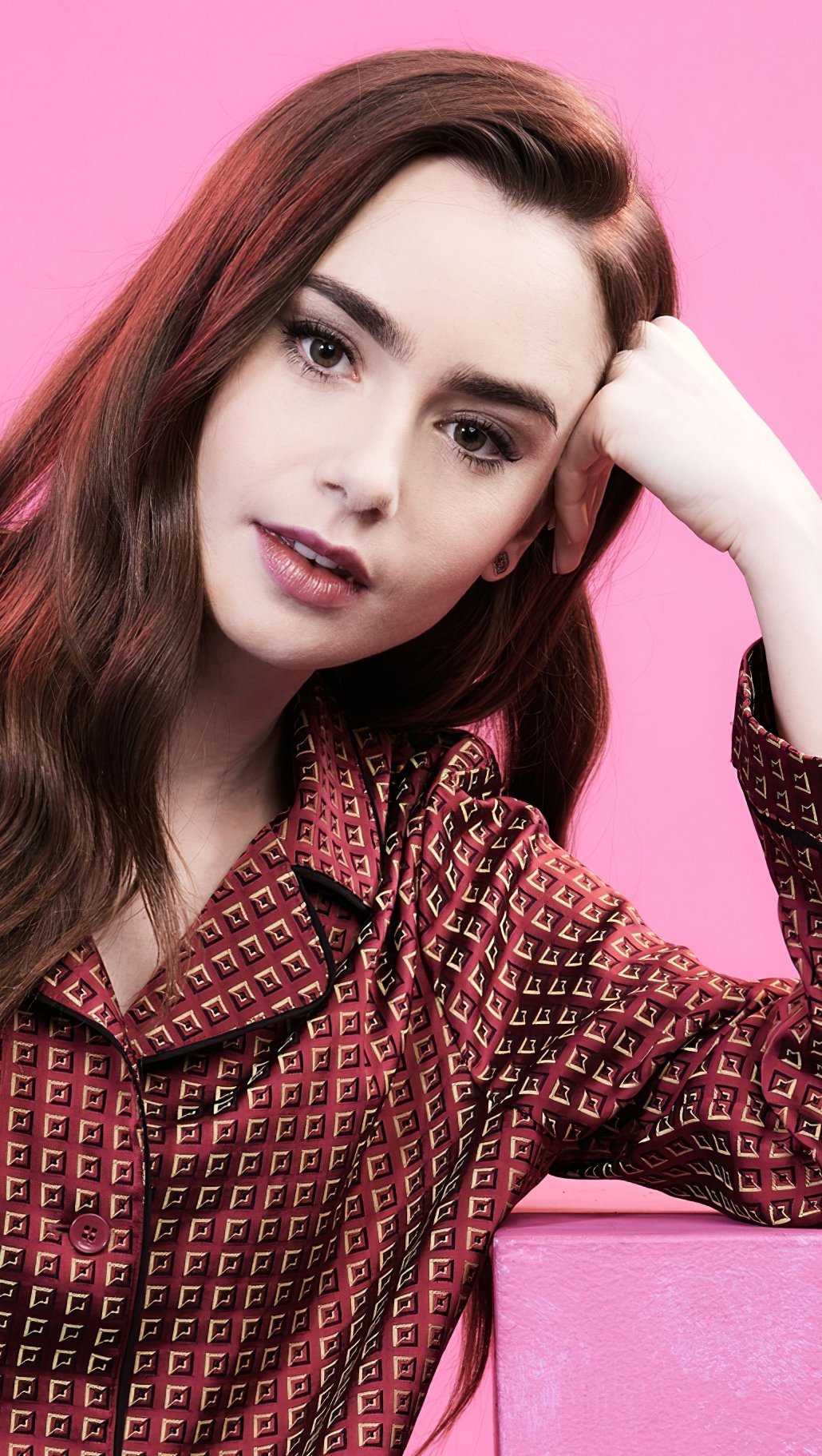 Lily Collins 2020