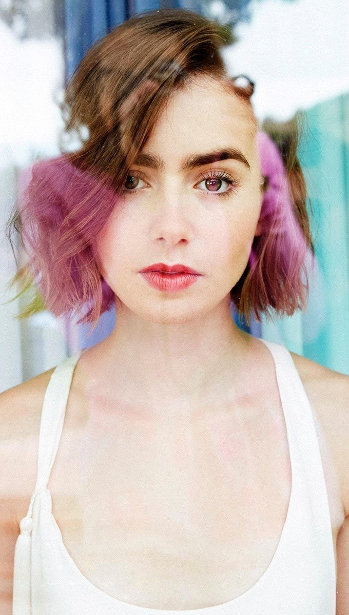 Lily Collins