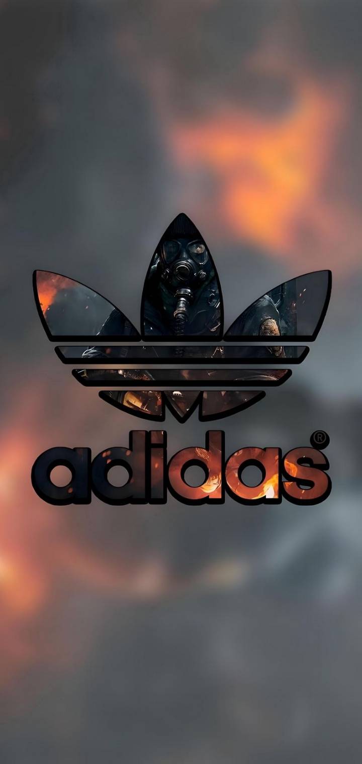 Logo de Adidas con militar