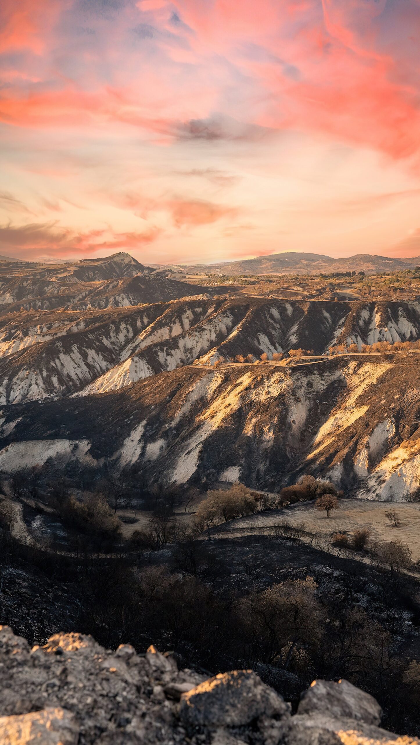 Montañas al atardecer