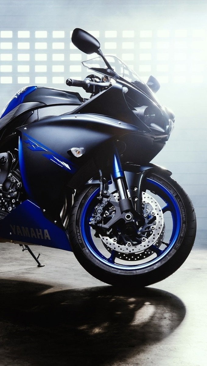 Moto Yamaha YZF R1