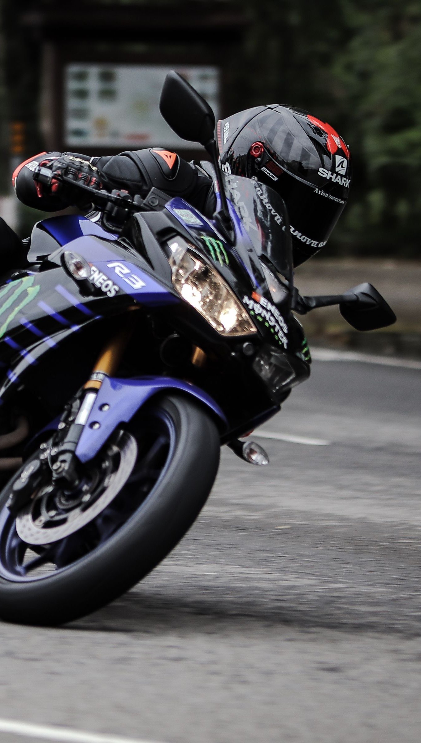 Motociclista en carrera