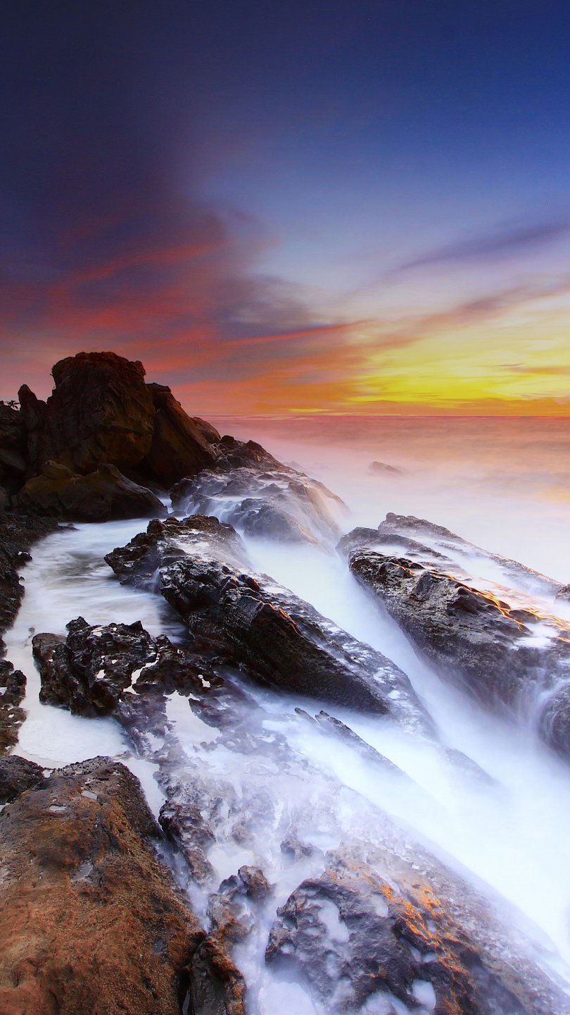 Rocas en río