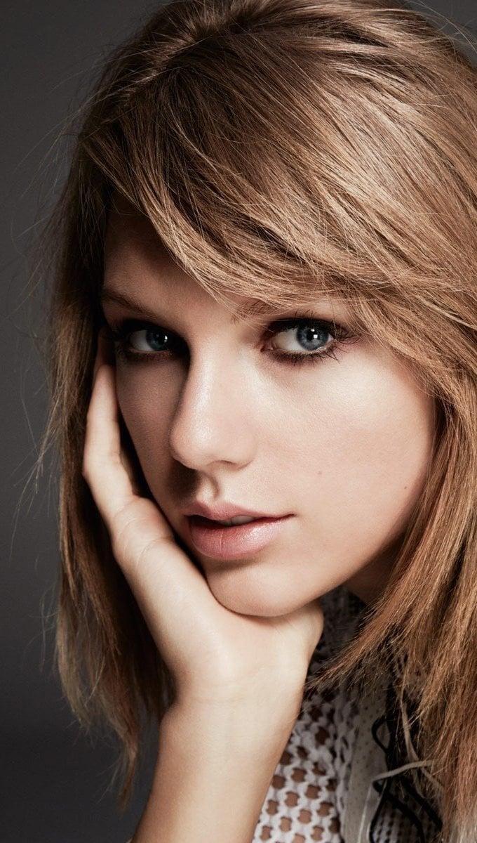 Taylor Swift con cabello corto