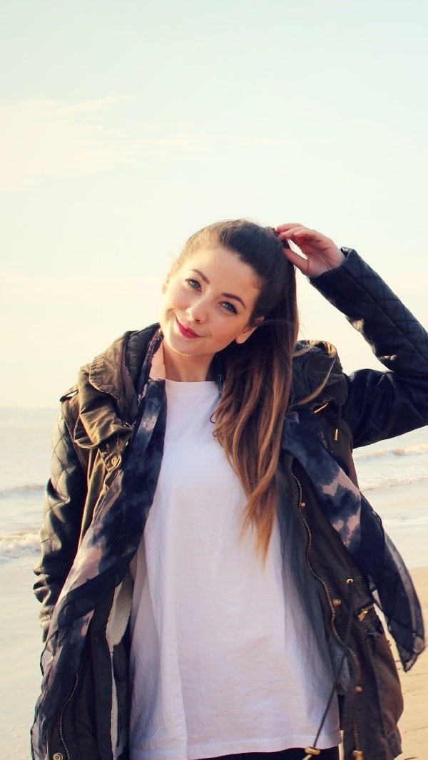 Zoella en la playa